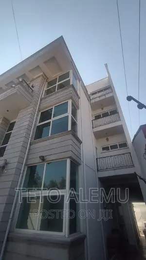 5bdrm House in House For Sale, Yeka for sale