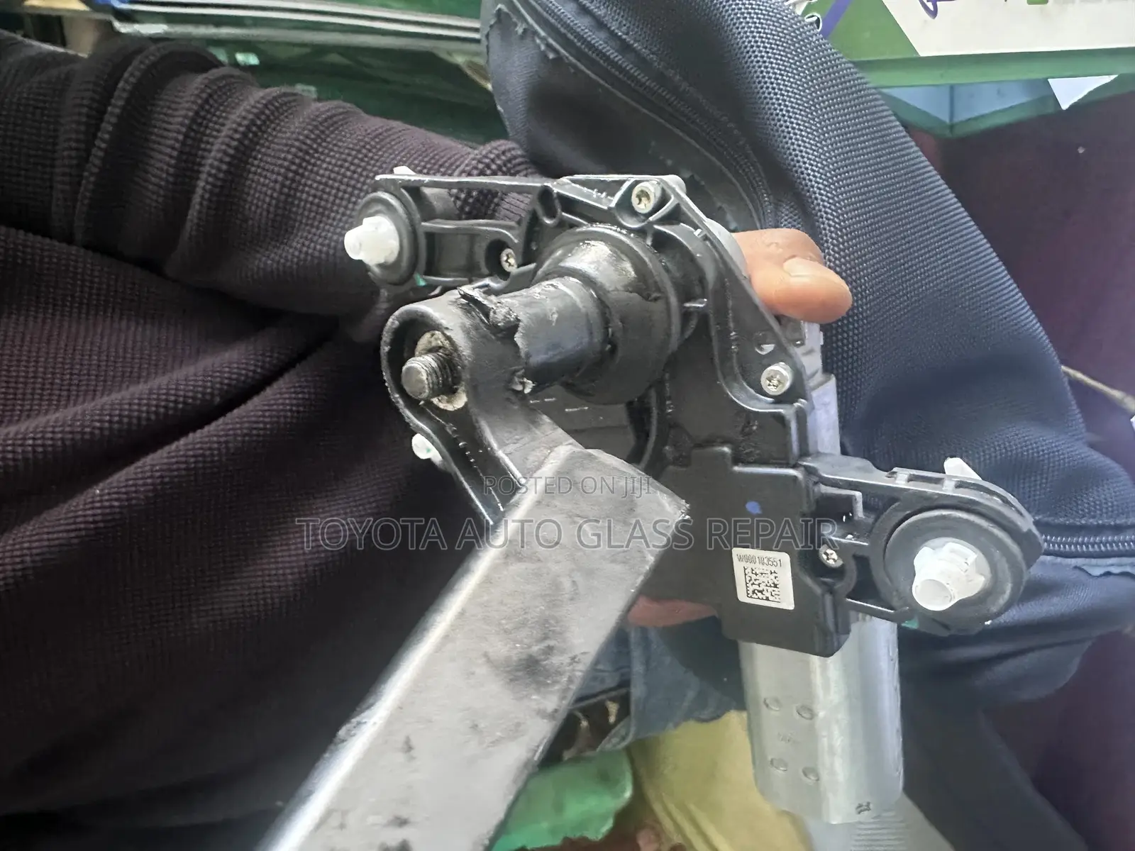 Car Glass Original Toyota