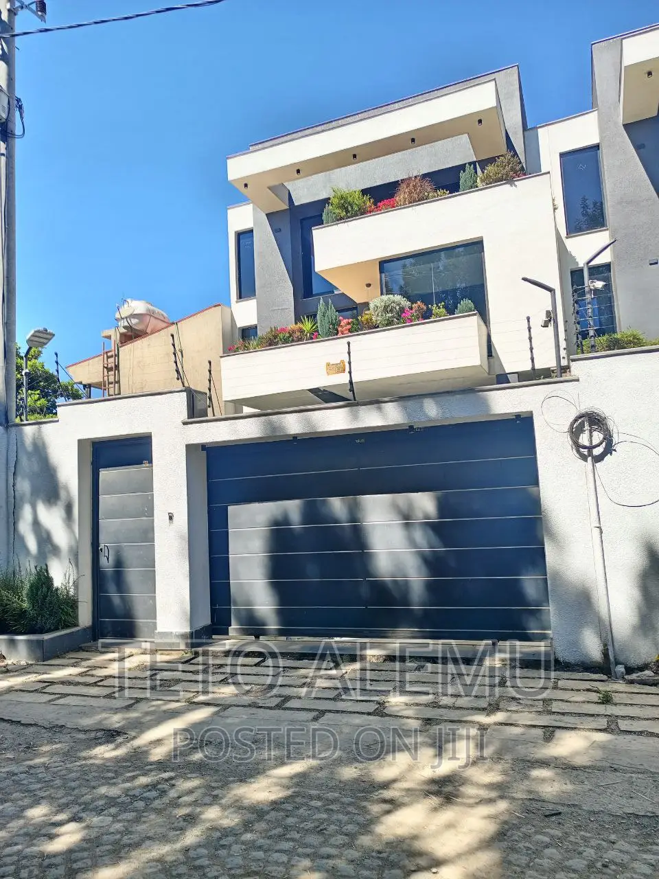 Furnished 8bdrm House in House For Sale, Yeka for sale