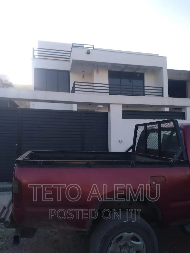 4bdrm House in House For Sale, Bole for sale