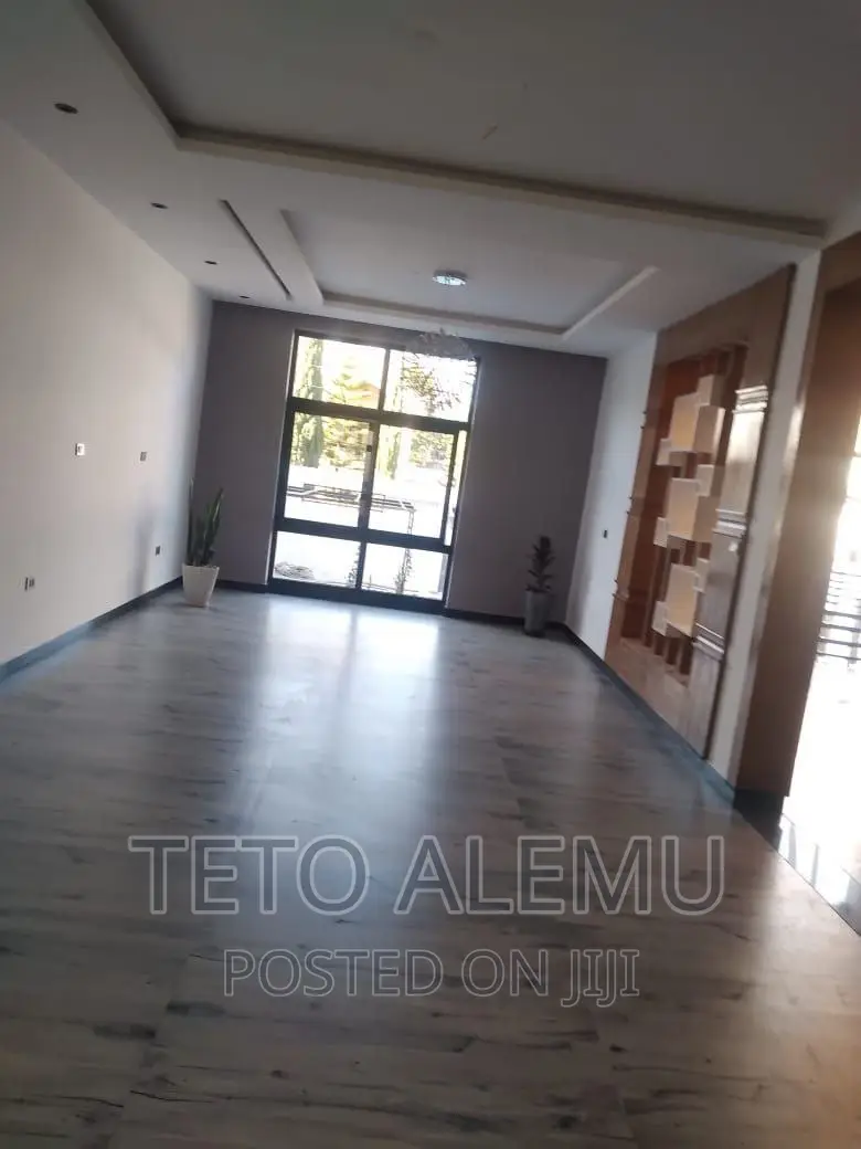 4bdrm House in House For Sale, Bole for sale