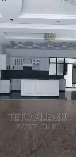 5bdrm House in House For Sale, Bole for sale