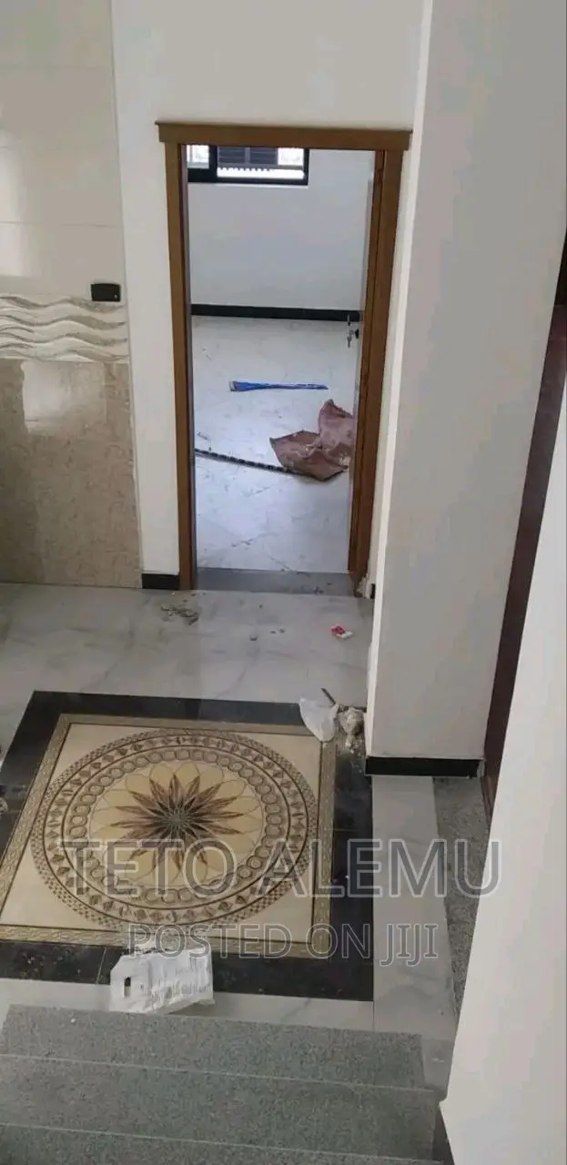 5bdrm House in House For Sale, Bole for sale