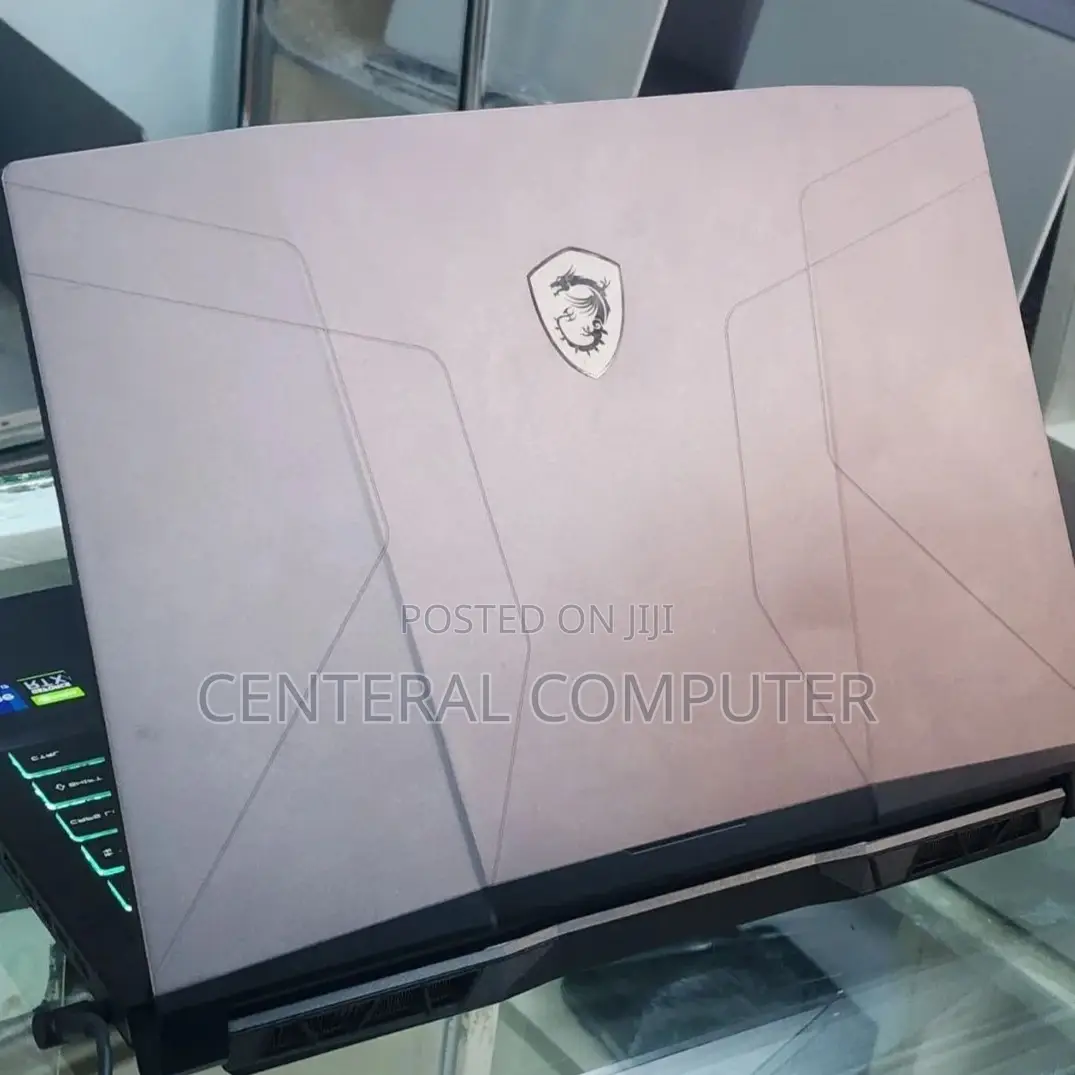 New Laptop MSI Pulse GL66 16GB Intel Core I7 SSD 512GB