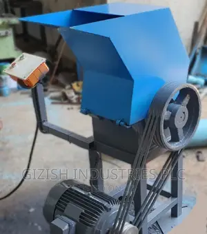 Photo - 7.5 ኪሎዋት የፕላስቲክ፡ የወረቀት እንዲሁም የፌስታል መፍጫ ማሽን