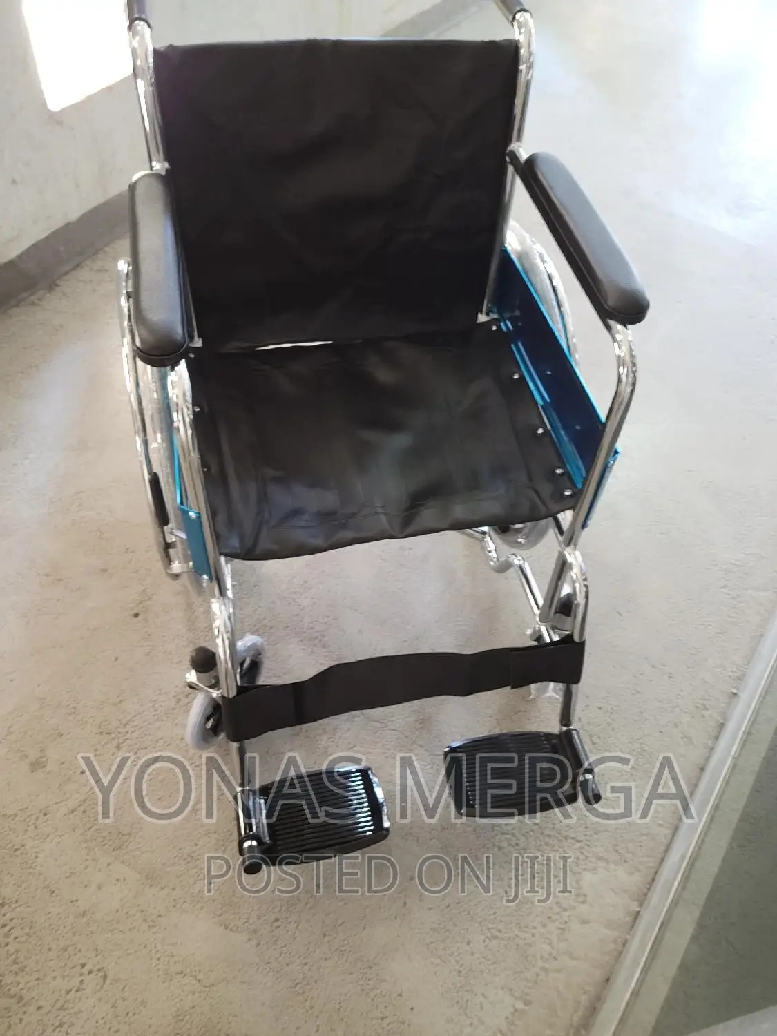 Wheelchair/Swiftglide: Lightweight Mobility Companion"