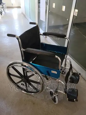 Wheelchair/Wheelchair Offers Durability and Ease of Use,