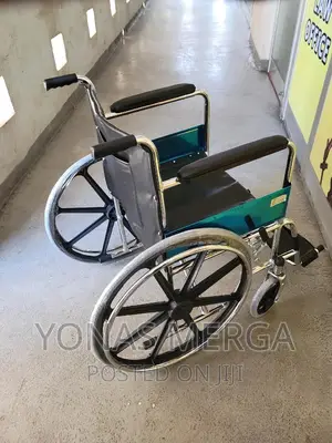 Cozyroll 24:Comfort-Driven Wheelchair With 24-Inch Wheels"