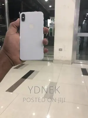 Apple iPhone X 256 GB White