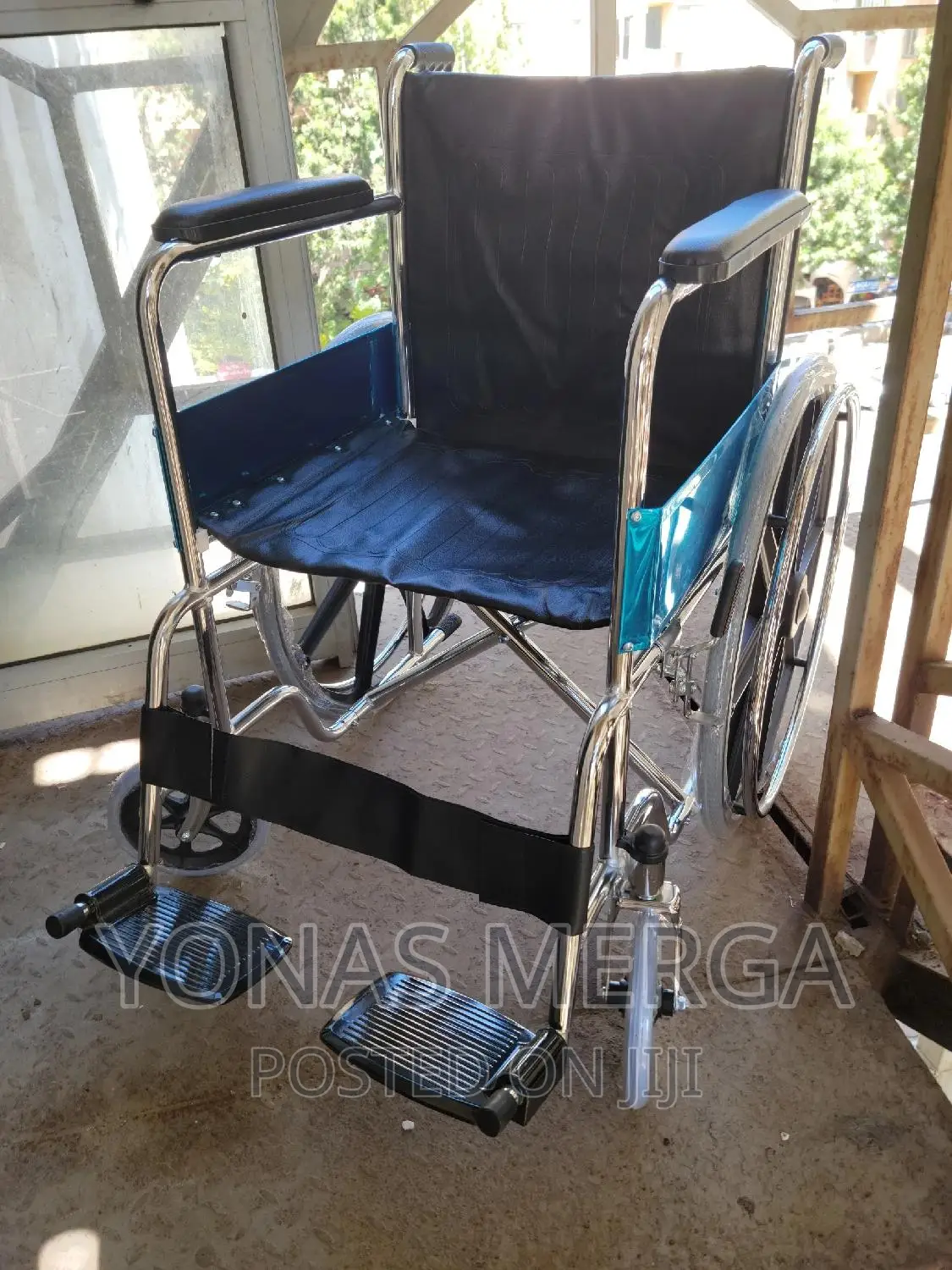 Lightweight Manual Wheelchair for Sale:Portable Mobility