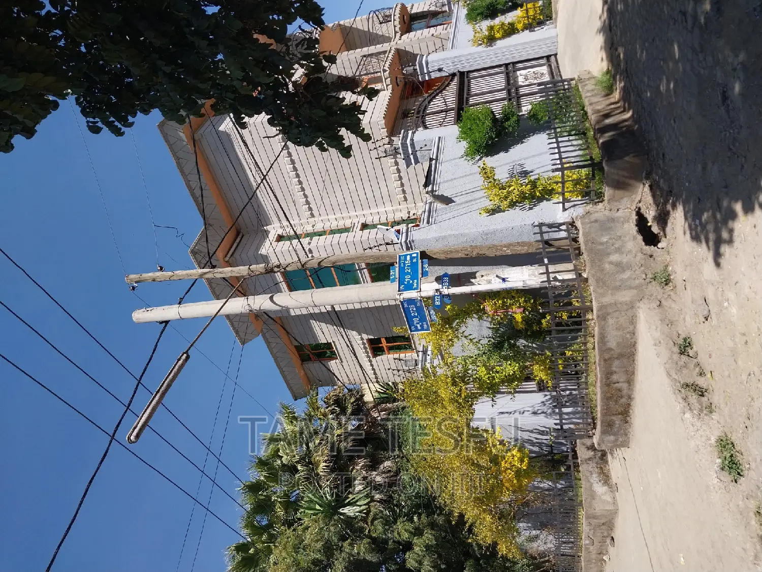 Furnished 8bdrm House in 300, Yeka for sale