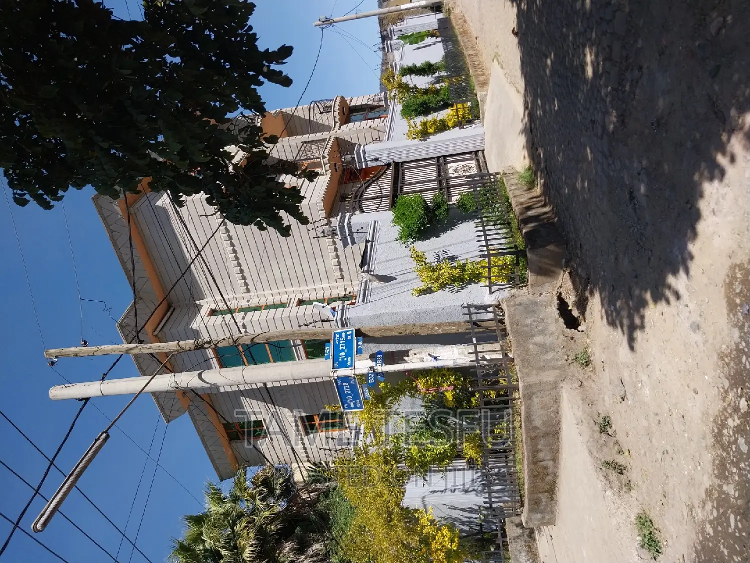 Furnished 8bdrm House in 300, Yeka for sale