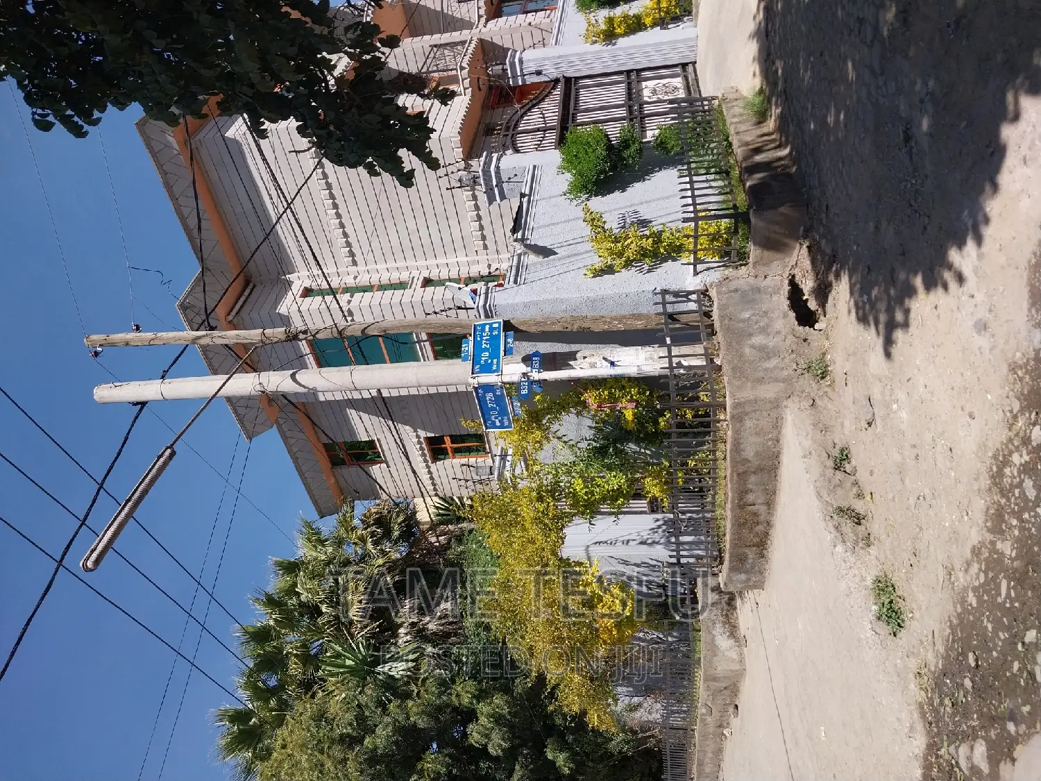 Furnished 8bdrm House in 300, Yeka for sale