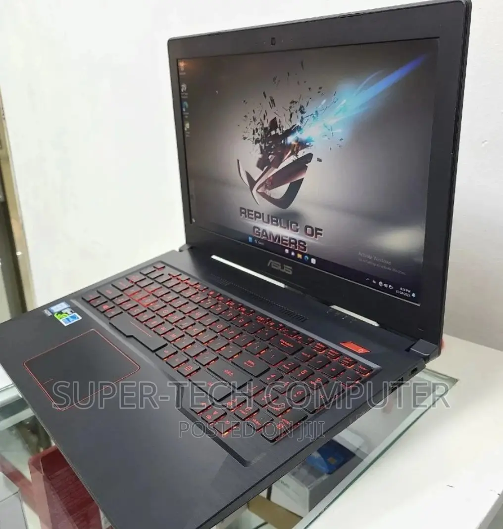 New Laptop Asus ROG G703 8GB Intel Core I7 HDD+SSD 1T
