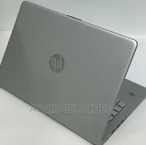 New Laptop HP 14z 8GB Intel Core I3 HDD 256GB