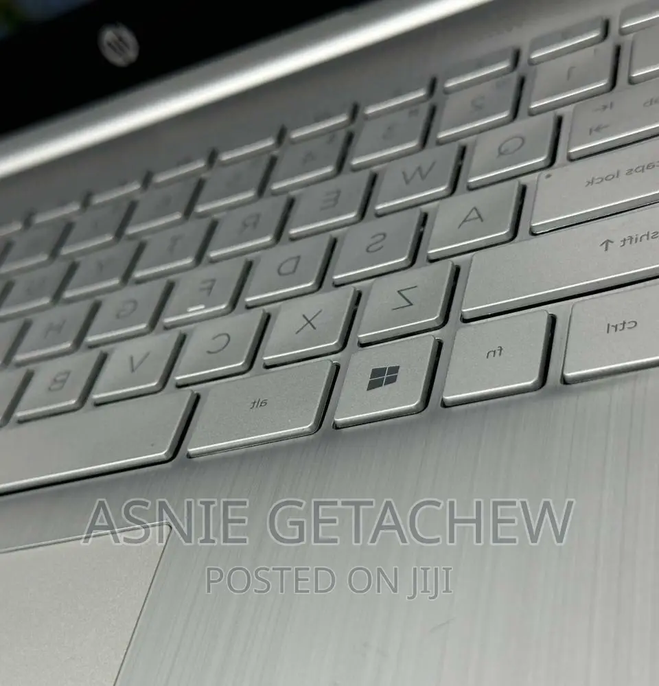 New Laptop HP 14z 8GB Intel Core I3 HDD 256GB