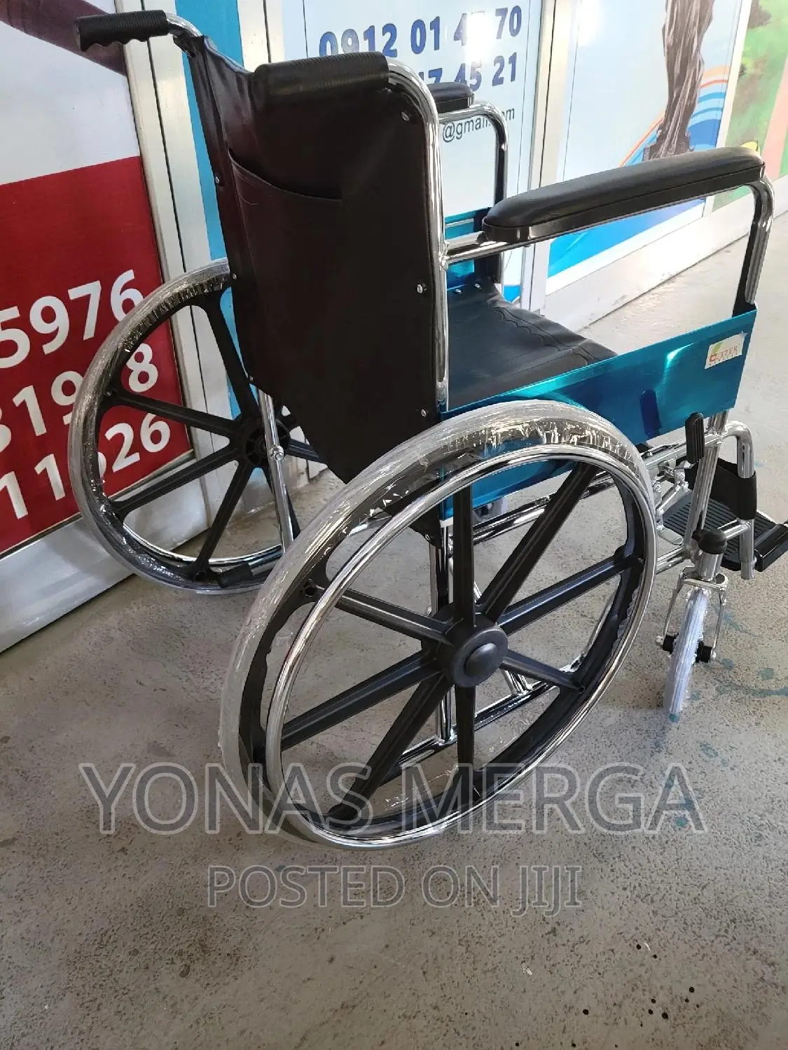 Wheelchair/Wheelchair/the Ultra-Easy, Foldable Wheelchair"