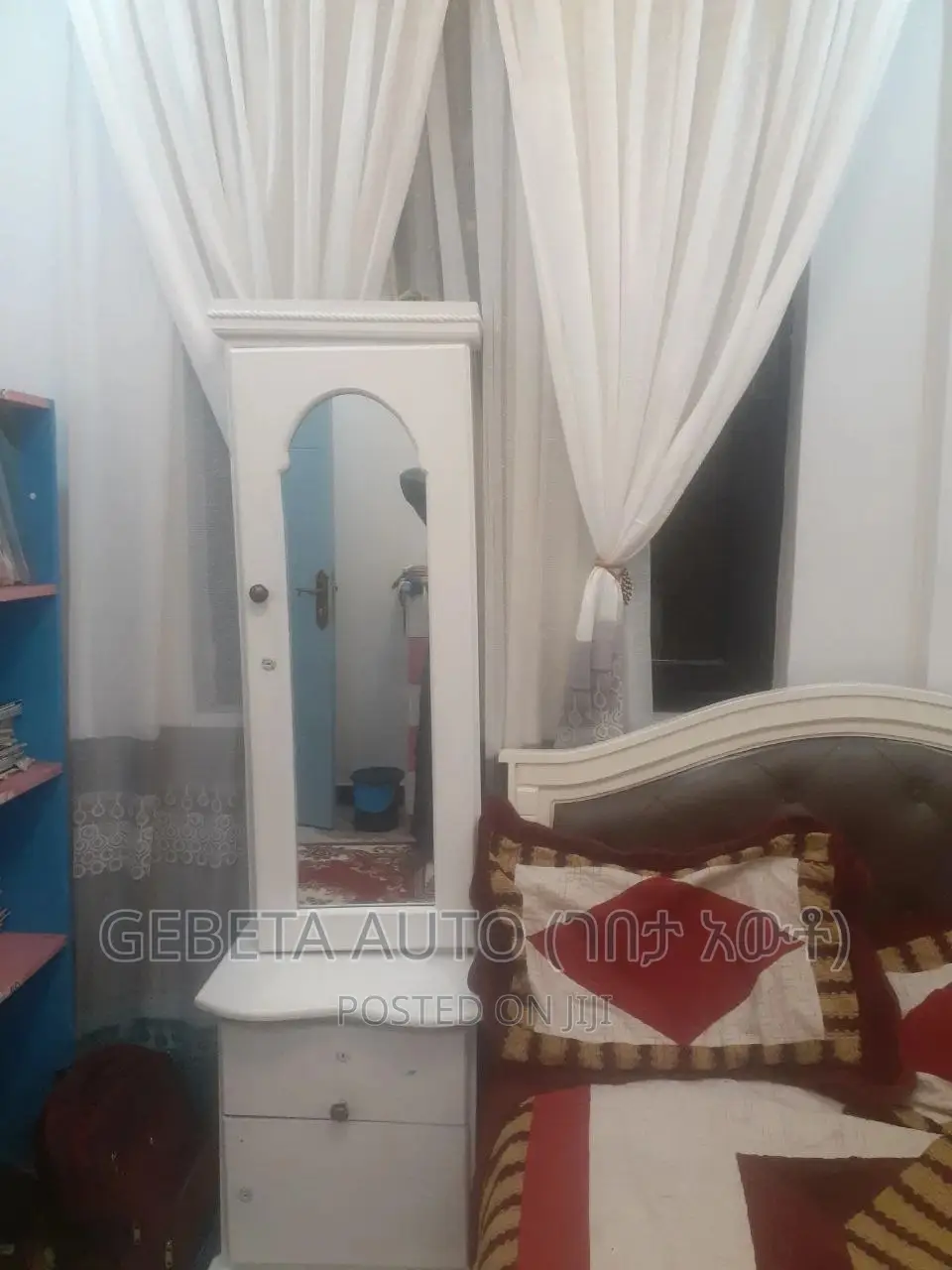 Furnished 3bdrm Apartment in Project 12, Akaky Kaliti for sale
