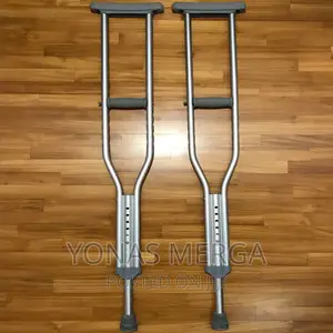 Photo - Crutches/Crutches/Crutches/Highest Quality Safety Benchmarks