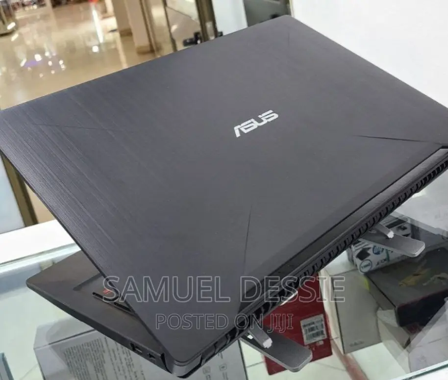 New Laptop Asus 8GB Intel Core I7 HDD+SSD 1T