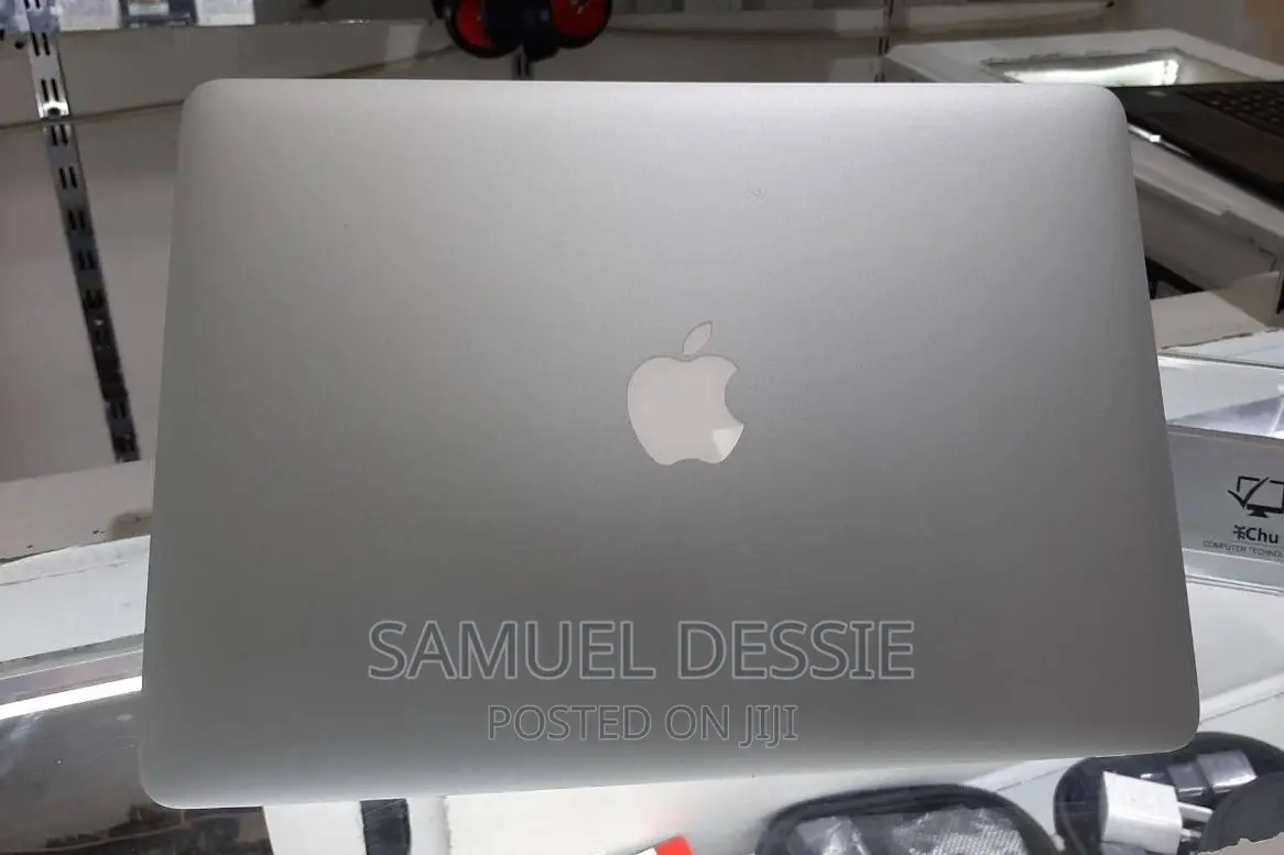 Laptop Apple MacBook Air 2012 4GB Intel Core I5 SSD 128GB