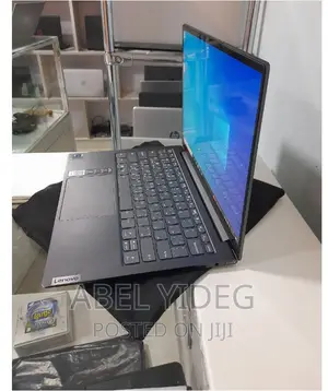 New Laptop Lenovo 8GB Intel Core I5 SSD 512GB