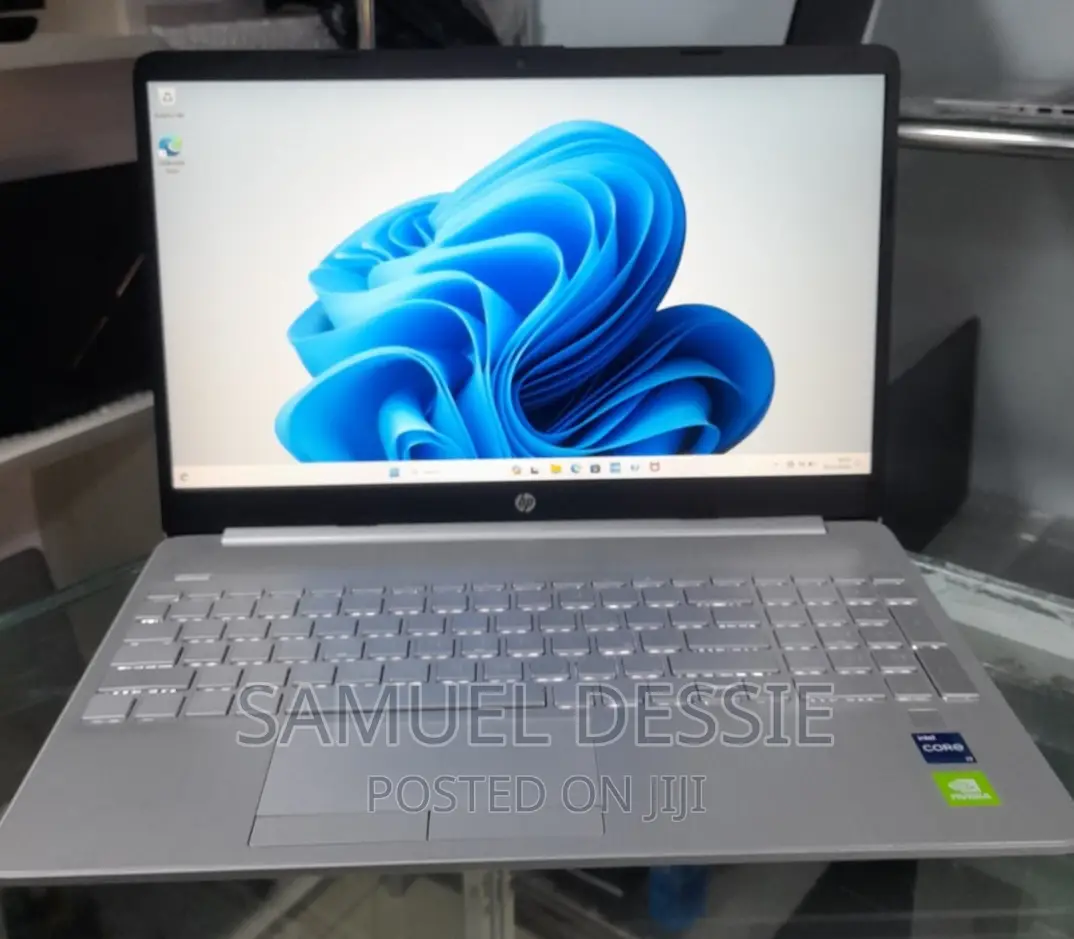 New Laptop HP Stream Notebook 16GB Intel Core I7 SSD 512GB