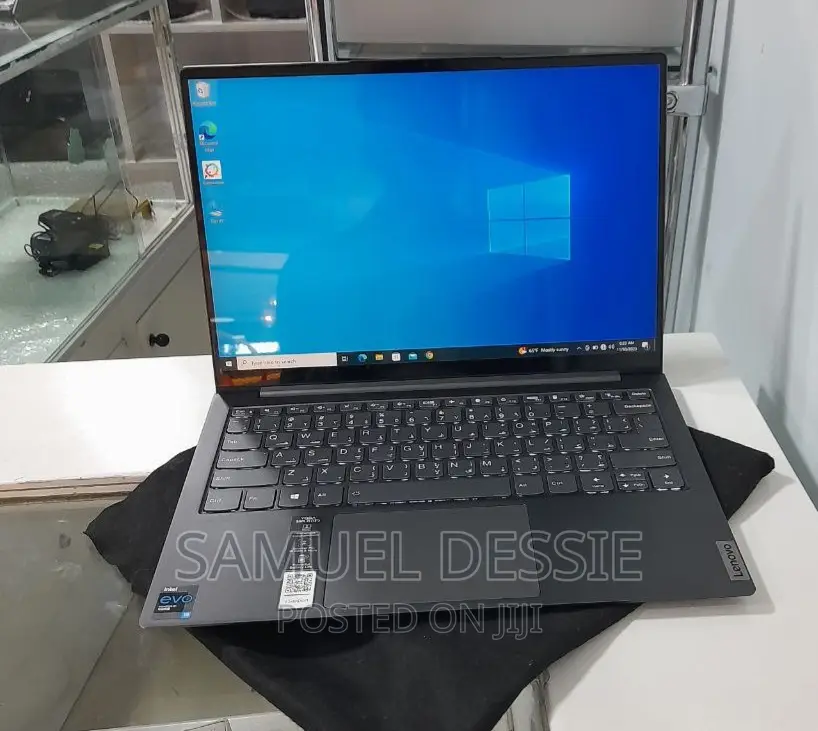 New Laptop Lenovo ThinkPad Yoga 16GB Intel Core I5 SSD 512GB