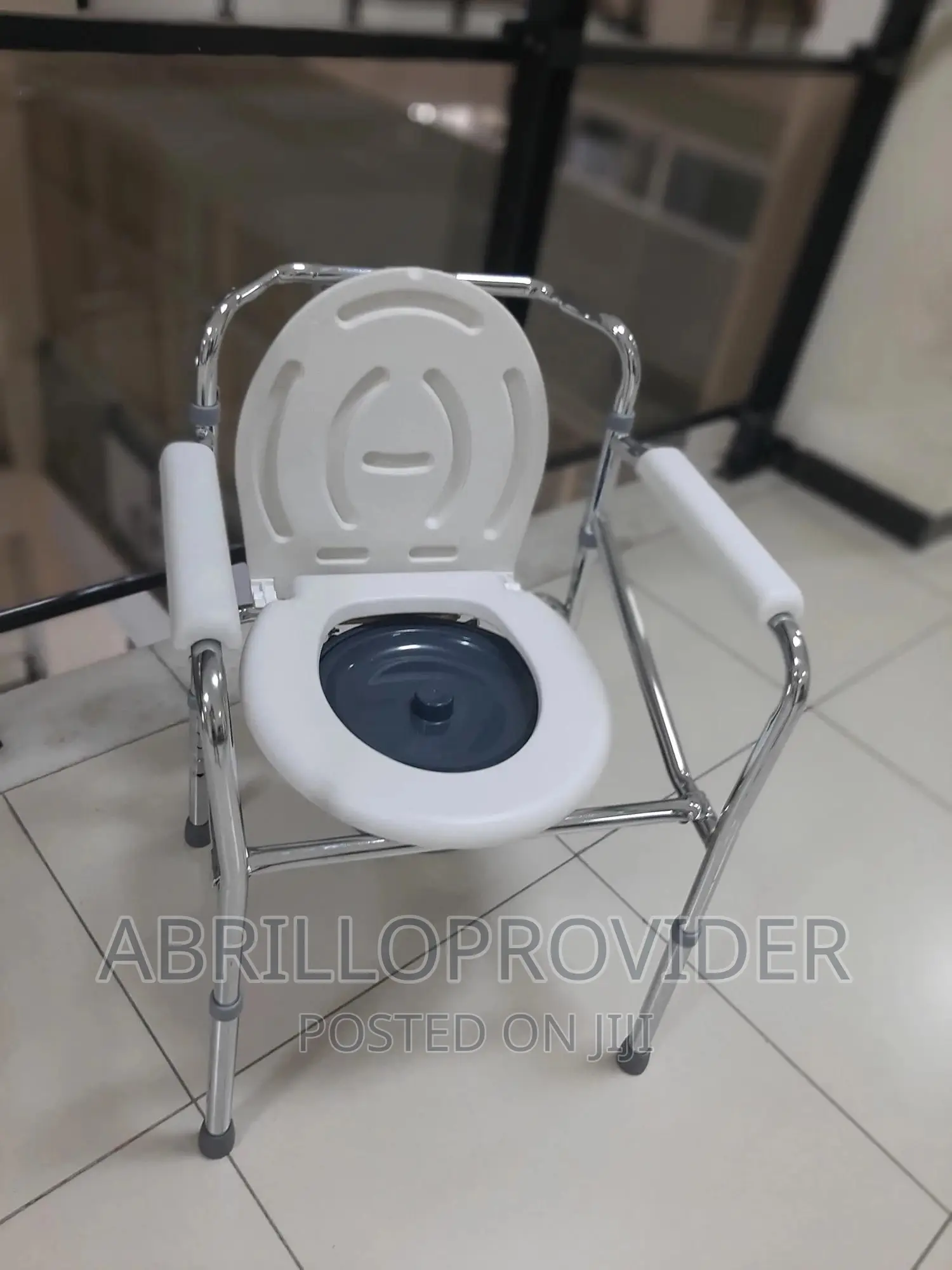 Bedside Commode Chair, Portable Toilet, Supports