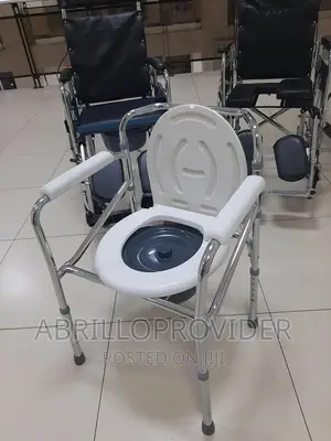 3-in-1 Commode Design for Use at Bedside,Commode Chair