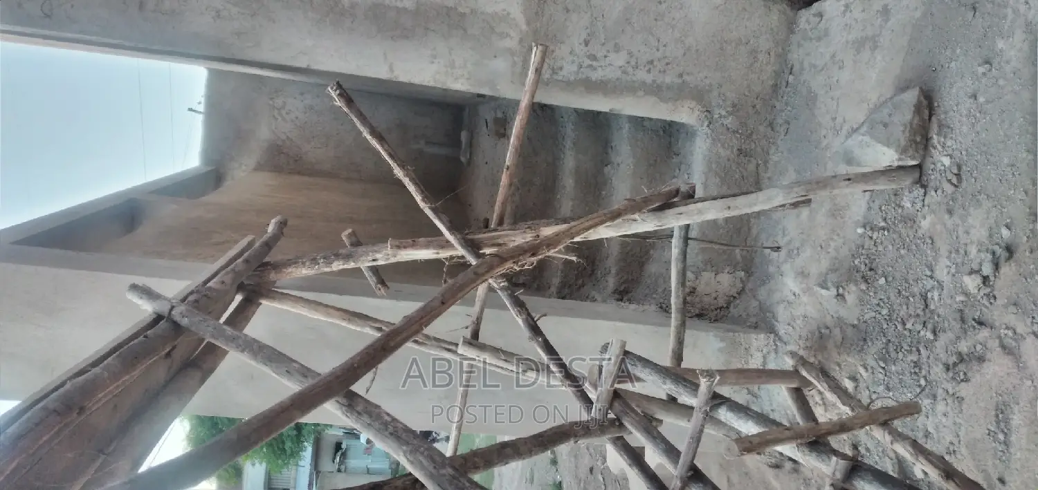 4bdrm Villa in 40 Meter Geba Belo, Adama for sale