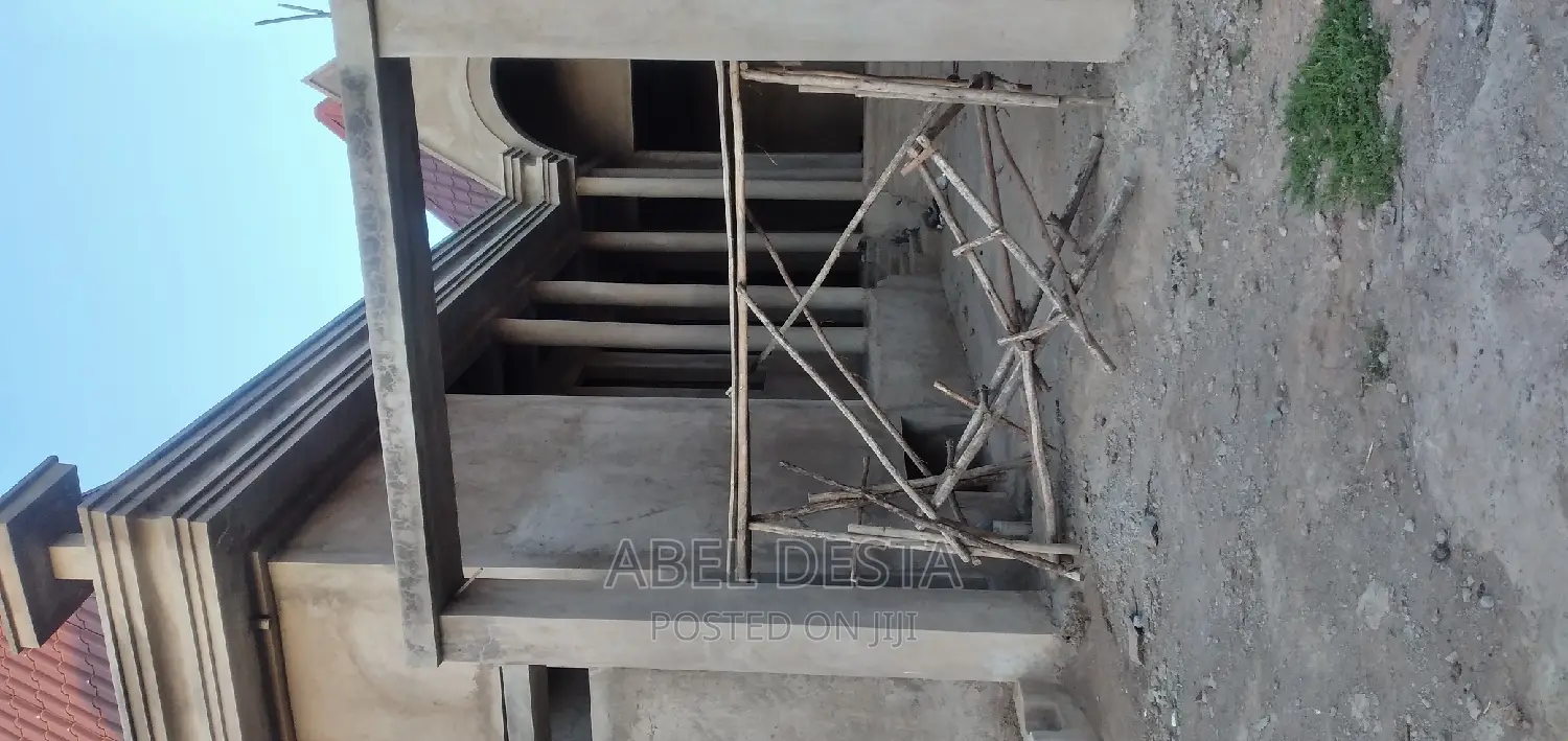 4bdrm Villa in 40 Meter Geba Belo, Adama for sale