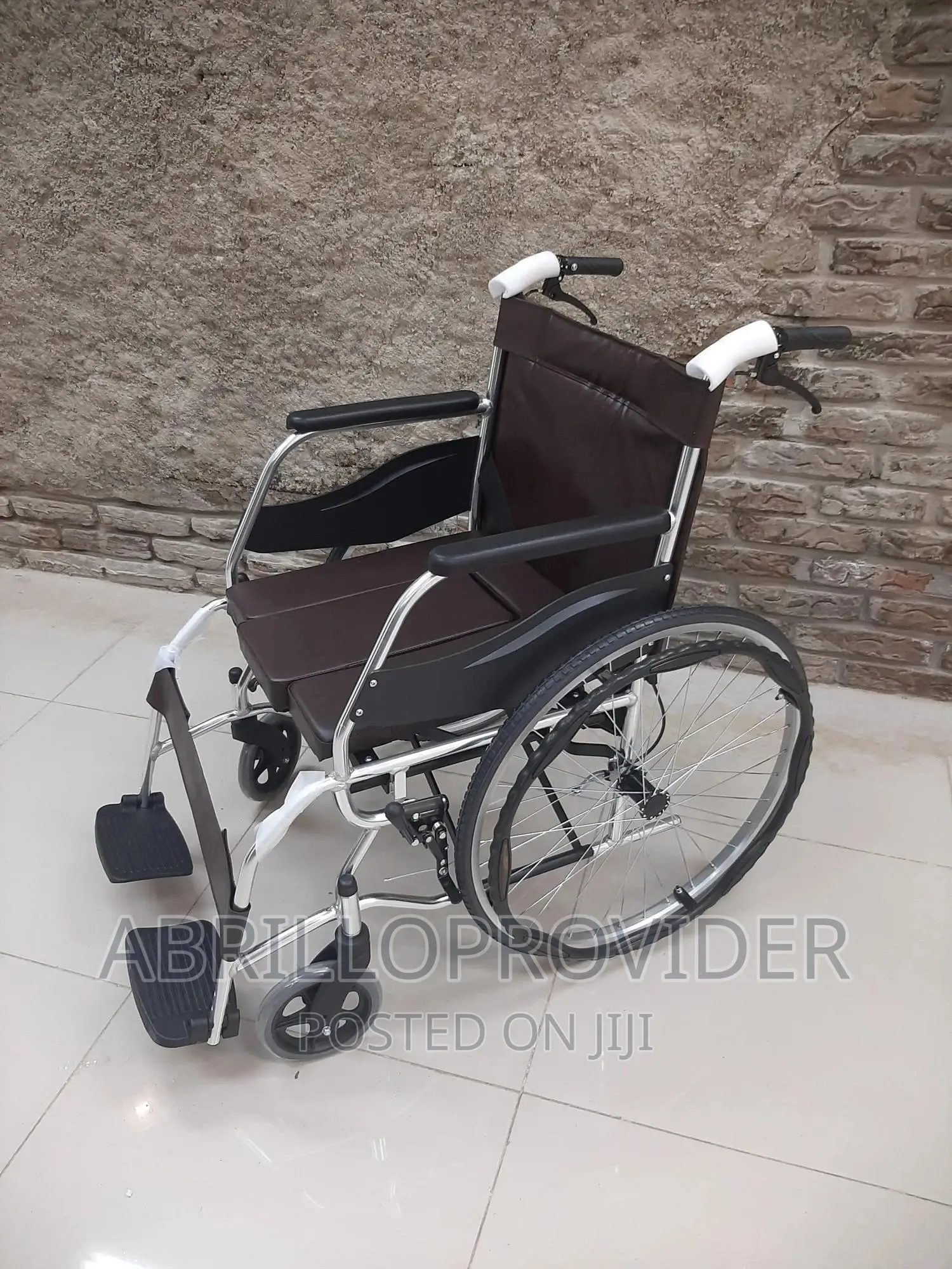 Wheelchair With Commode/Wheelchair With Commode/Wheelchair W