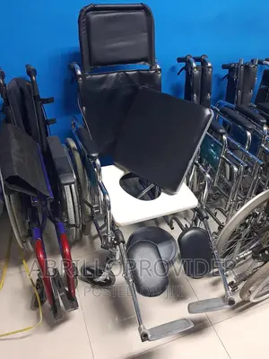 Used Reclining Toilet Wheelchair?Wheelchair<Wheelchair<Wheel
