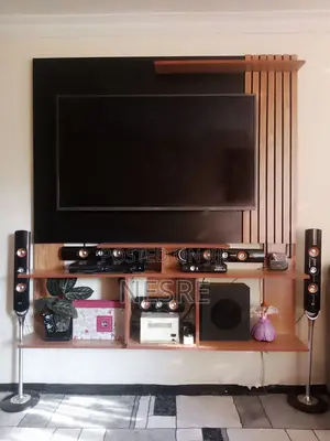 Photo - ውብ እና ማራኪ ቲቪ ስታንዶች