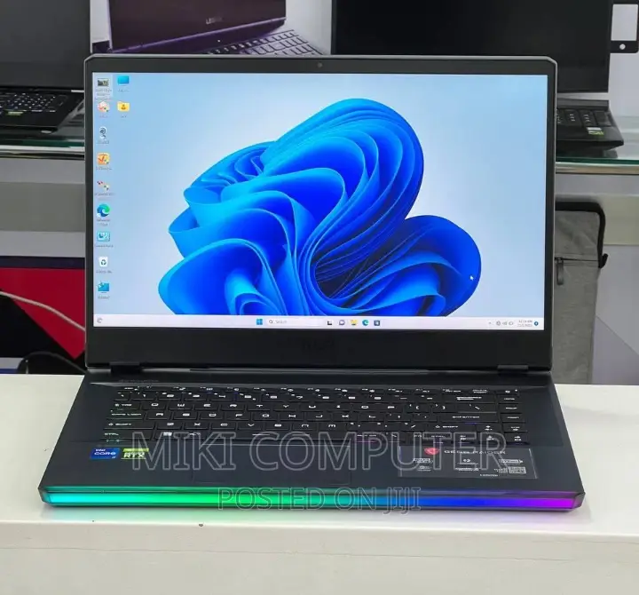 New Laptop MSI Pulse GL66 16GB Intel Core I7 SSD 1T