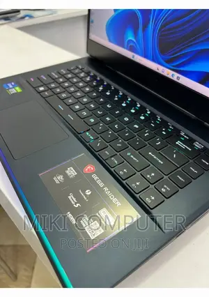 New Laptop MSI Pulse GL66 16GB Intel Core I7 SSD 1T