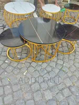 Photo - Center Table