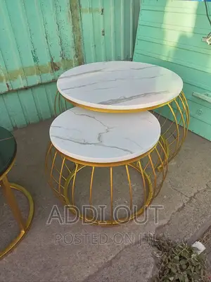 Photo - Table/ጠረጴዛ