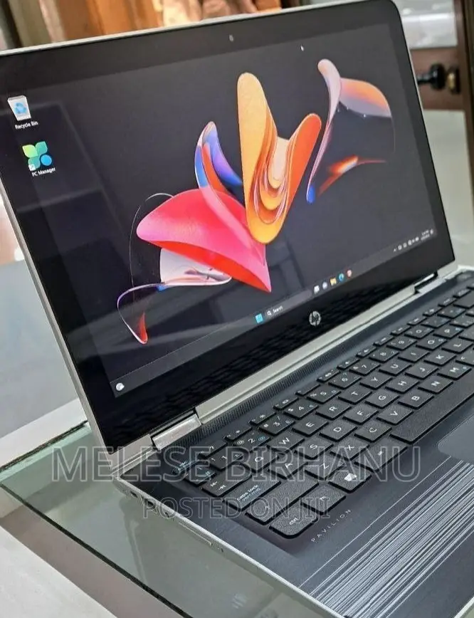New Laptop HP Pavilion X360 8GB Intel Core I5 SSD 256GB