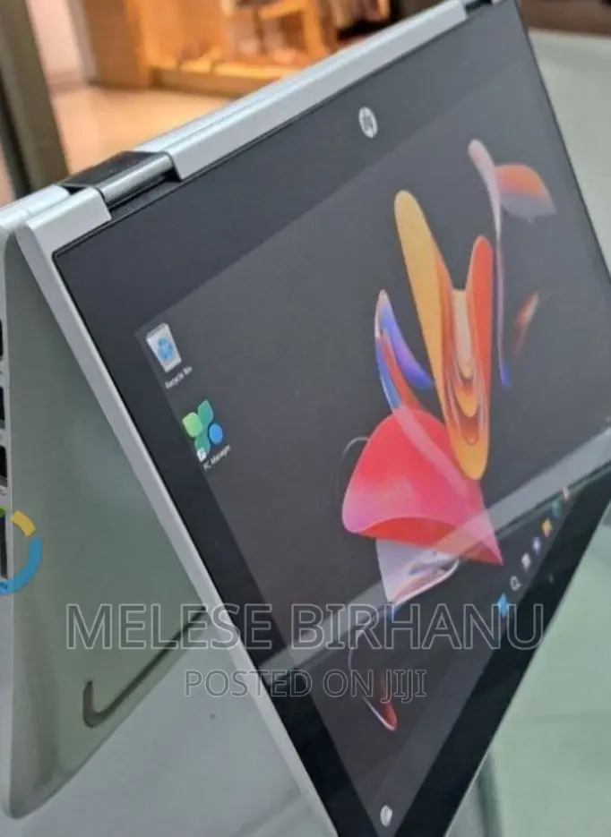 New Laptop HP Pavilion X360 8GB Intel Core I5 SSD 256GB