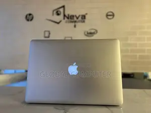 Photo - Laptop Apple MacBook 2016 8GB Intel Core I7 SSD 512GB
