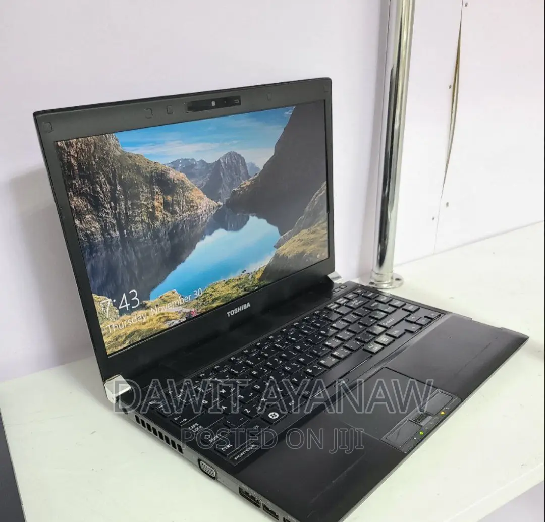 New Laptop Toshiba Portege R830 6GB Intel Core I7 HDD 500GB