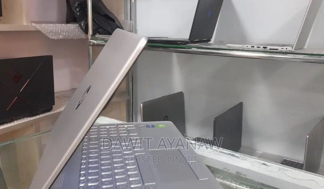 New Laptop HP Stream Notebook 16GB Intel Core I7 SSD 512GB