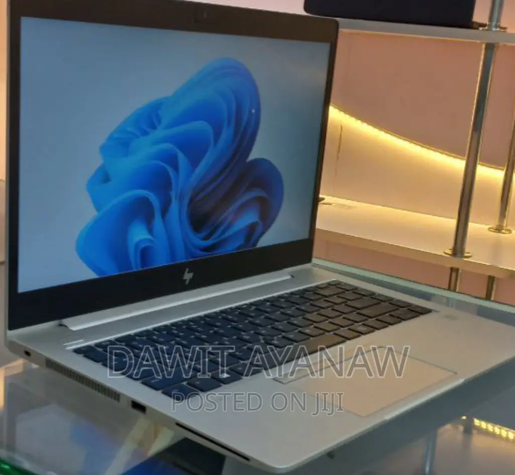 New Laptop HP EliteBook 840 8GB AMD Ryzen 5 SSD 512GB