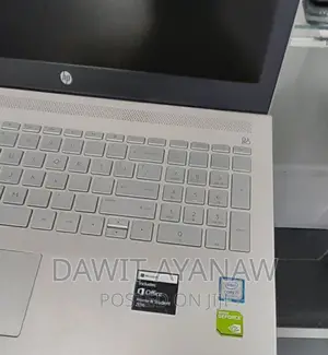 New Laptop HP Pavilion 15 8GB Intel Core I7 SSD 256GB