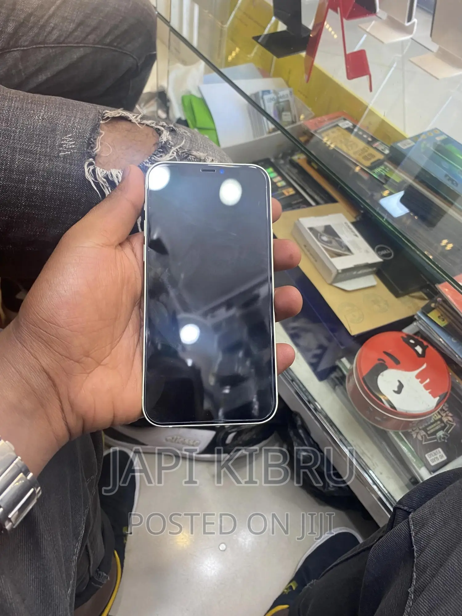 New Apple iPhone 12 128 GB White