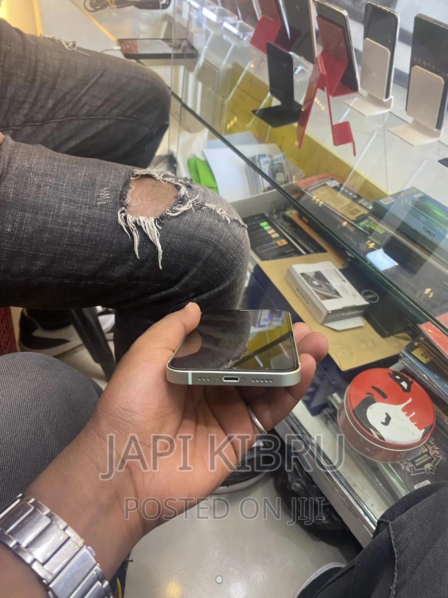 New Apple iPhone 12 128 GB White