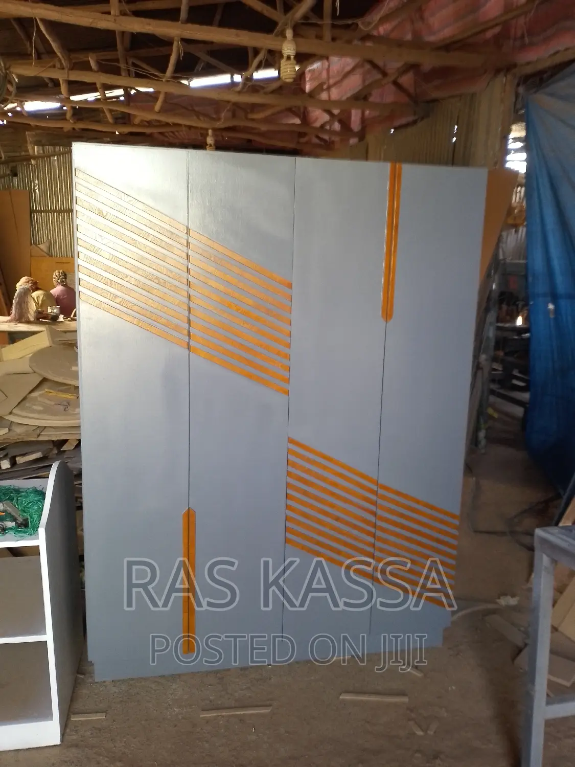 1.50 ምርጥ ቁም ሳጥን