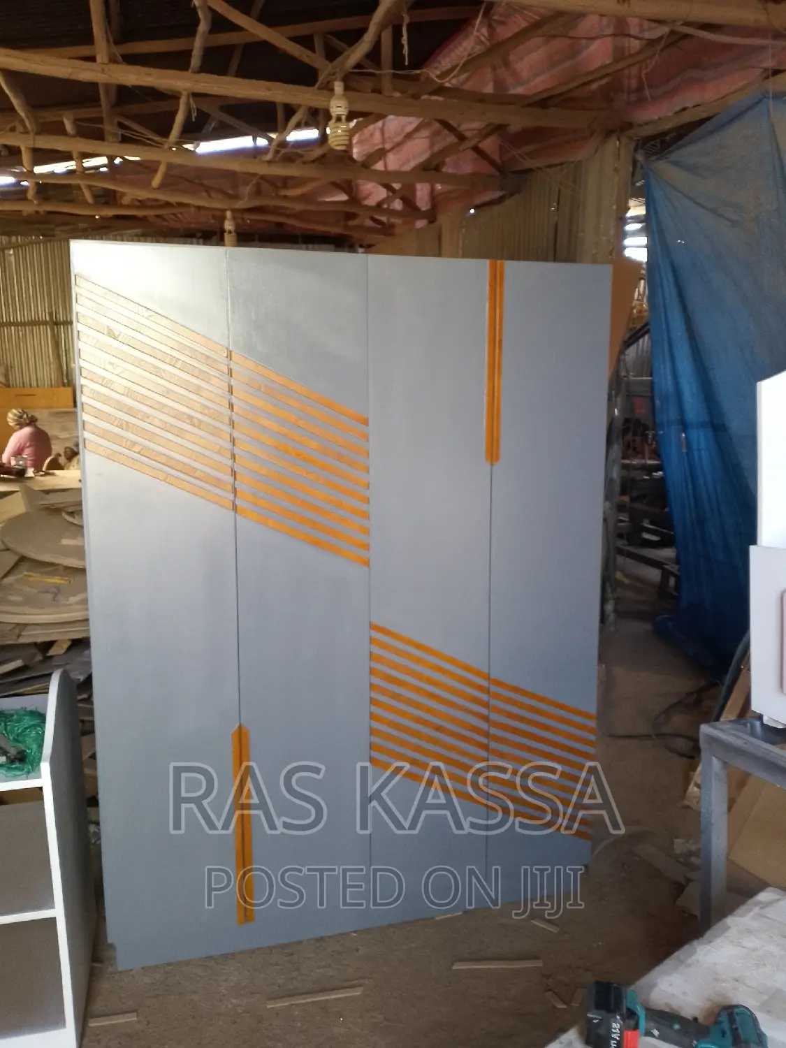 1.50 ምርጥ ቁም ሳጥን